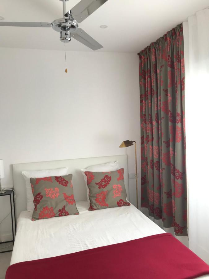 Villa Campagne Luxueuse De Sitges Olivella Esterno foto